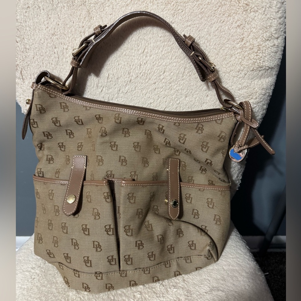 Dooney and Bourke purse